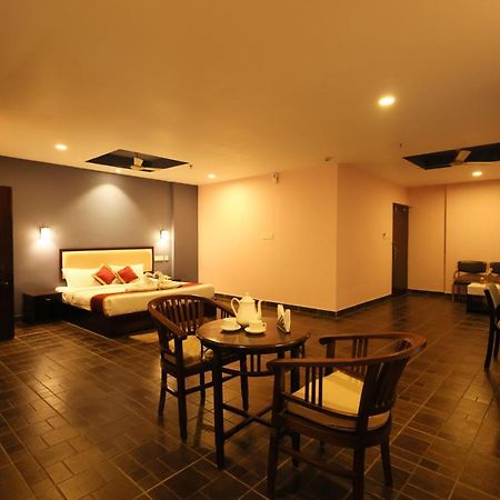 Misty Gate Hotel Vythiri Exterior photo