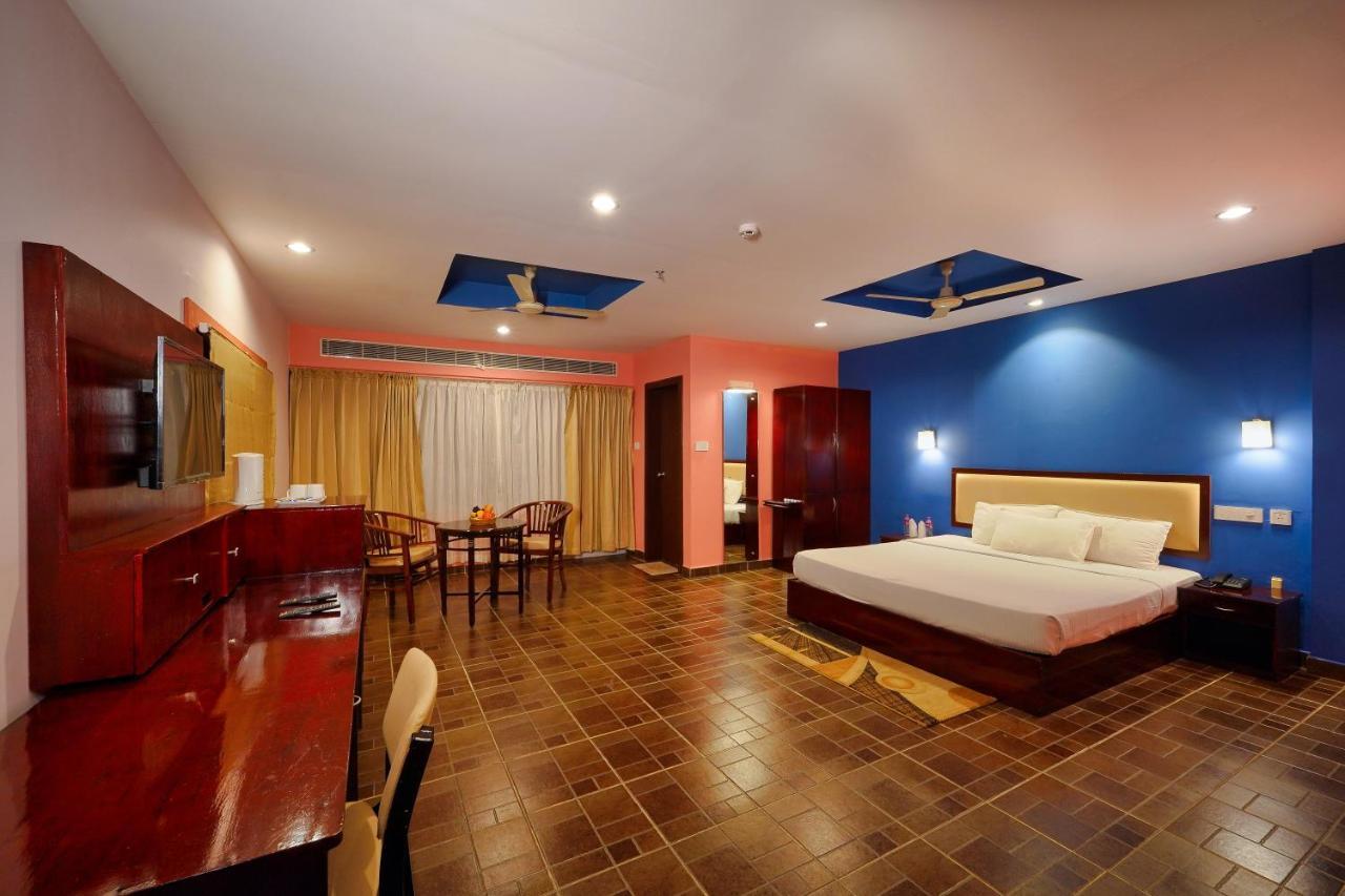 Misty Gate Hotel Vythiri Exterior photo