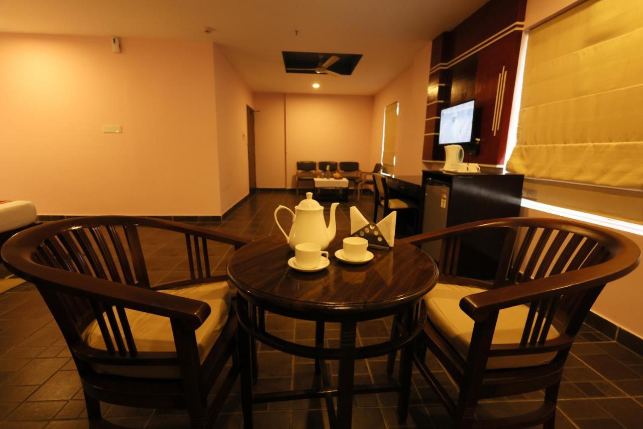 Misty Gate Hotel Vythiri Exterior photo